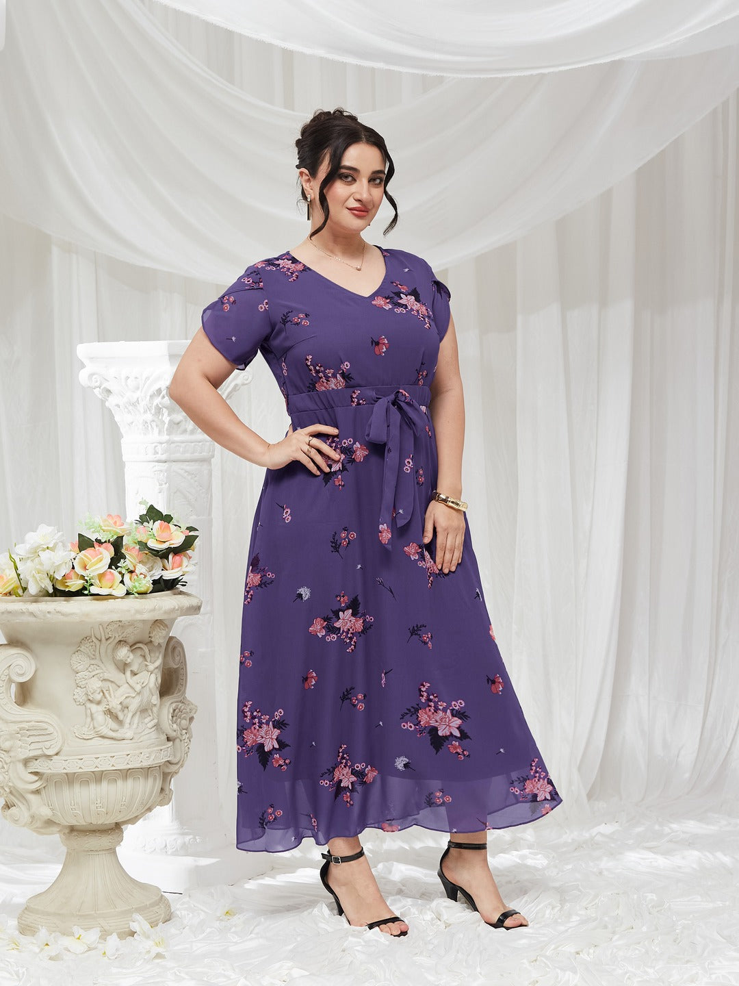 Lavender V-Neck Short Sleeve Floral Pleated Midi Dress for Women