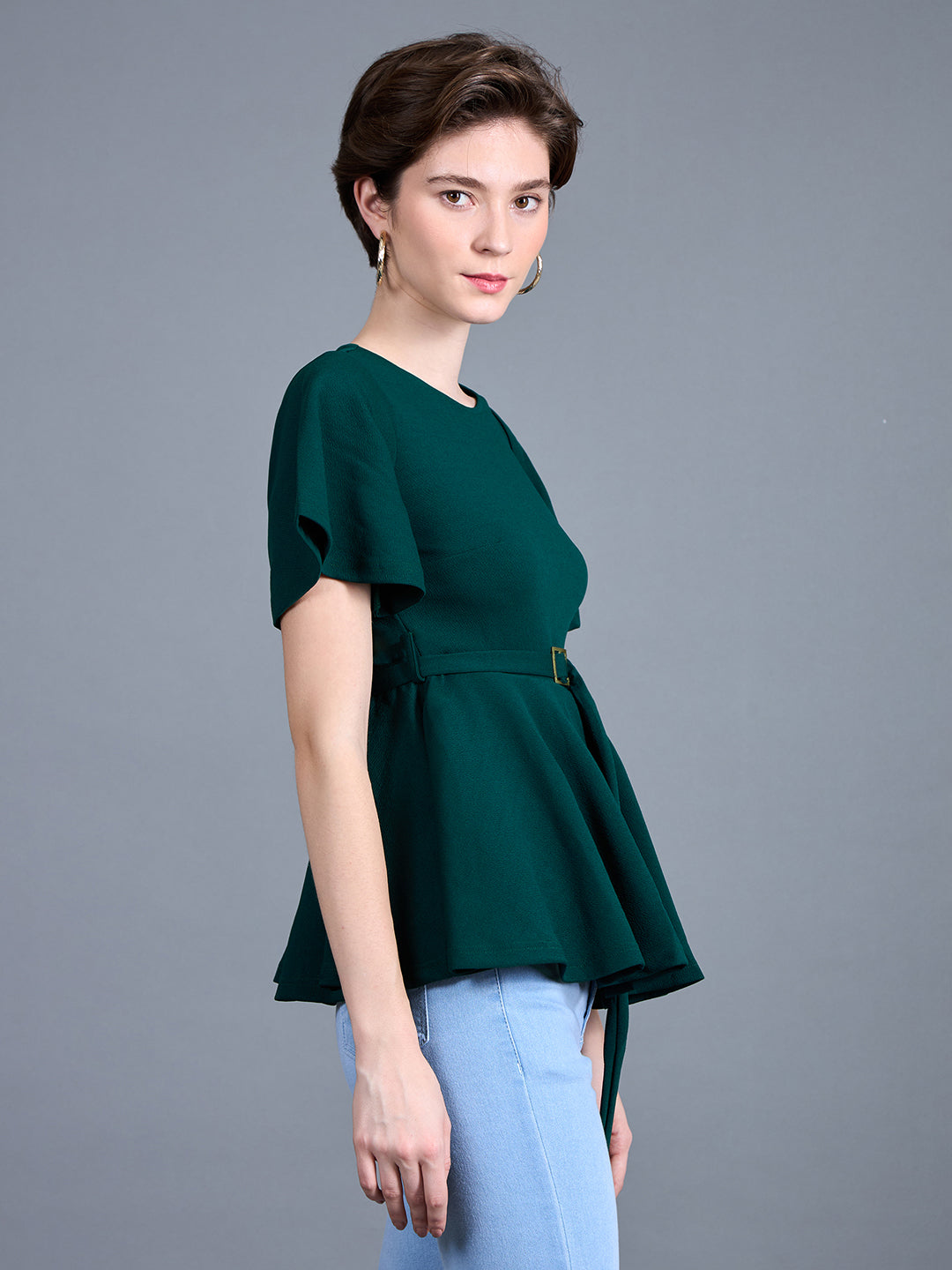 Women's Green Solid Polyester Slim Fit Round Neck Short Sleeve Regular Length Top