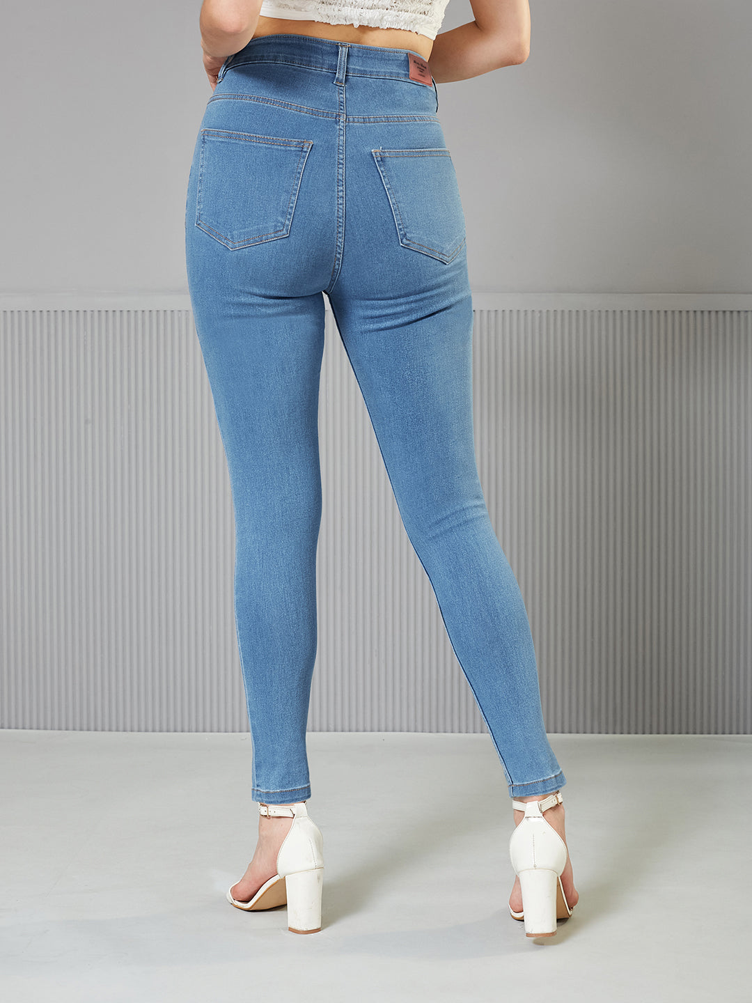 Women's Blue Solid Skinny High-Rise clean-look Cropped Fringe Detailing Solid Stretchable Denim Jeans