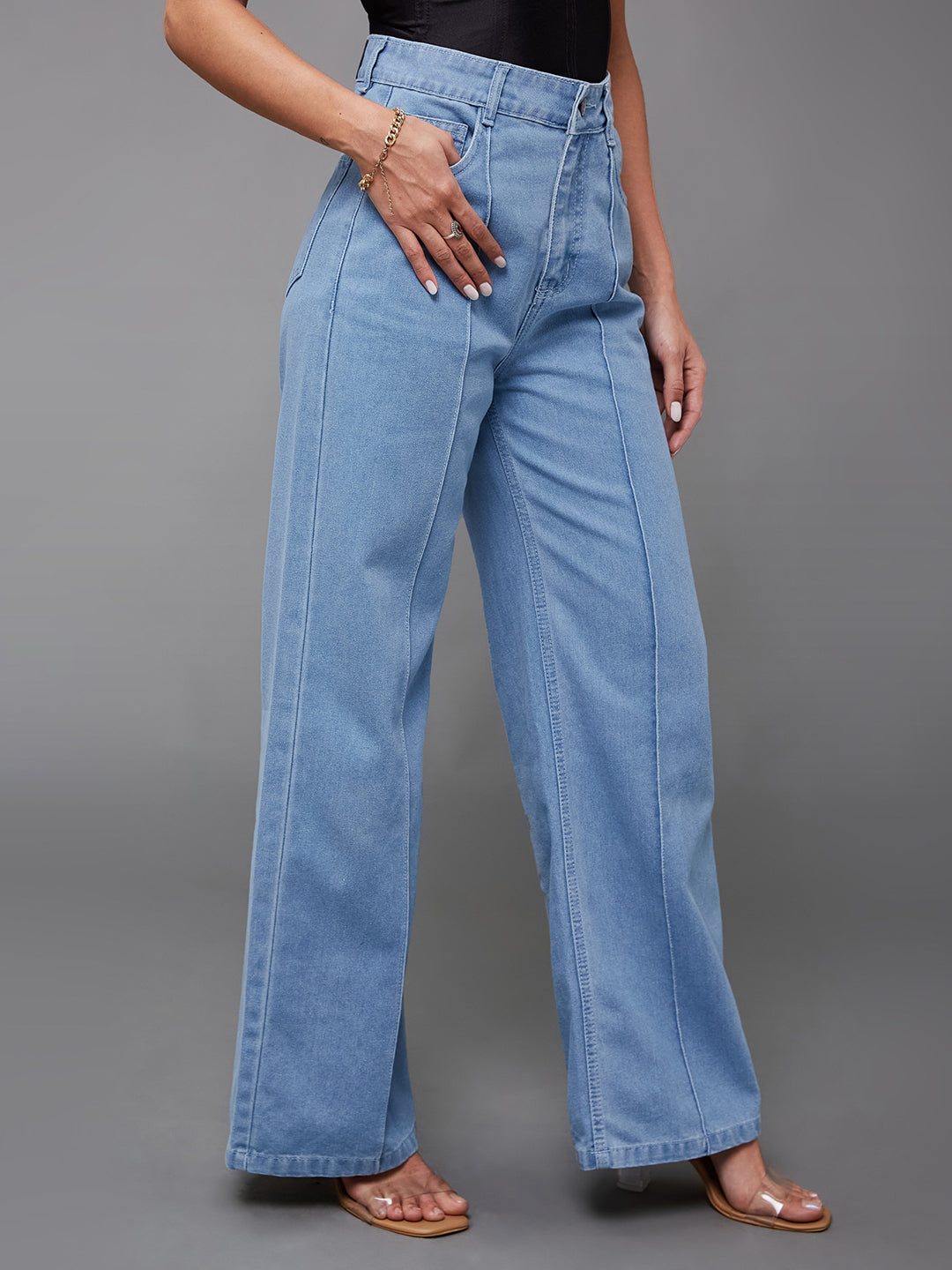 Women's Light Blue Straight-Fit High-Rise Clean-Look Regular-Length Non-Stretchable Denim Jeans