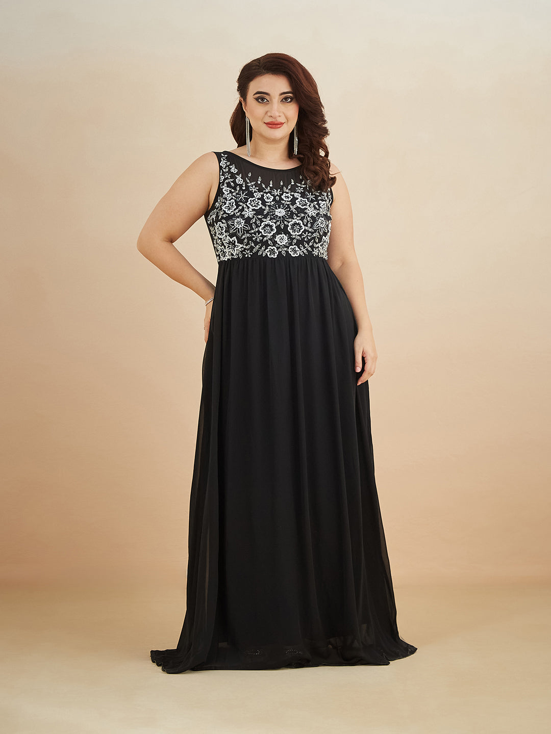 Black Boat Neck Sleeveless Solid Embellished Maxi Dress for Women — Miss Chase A+