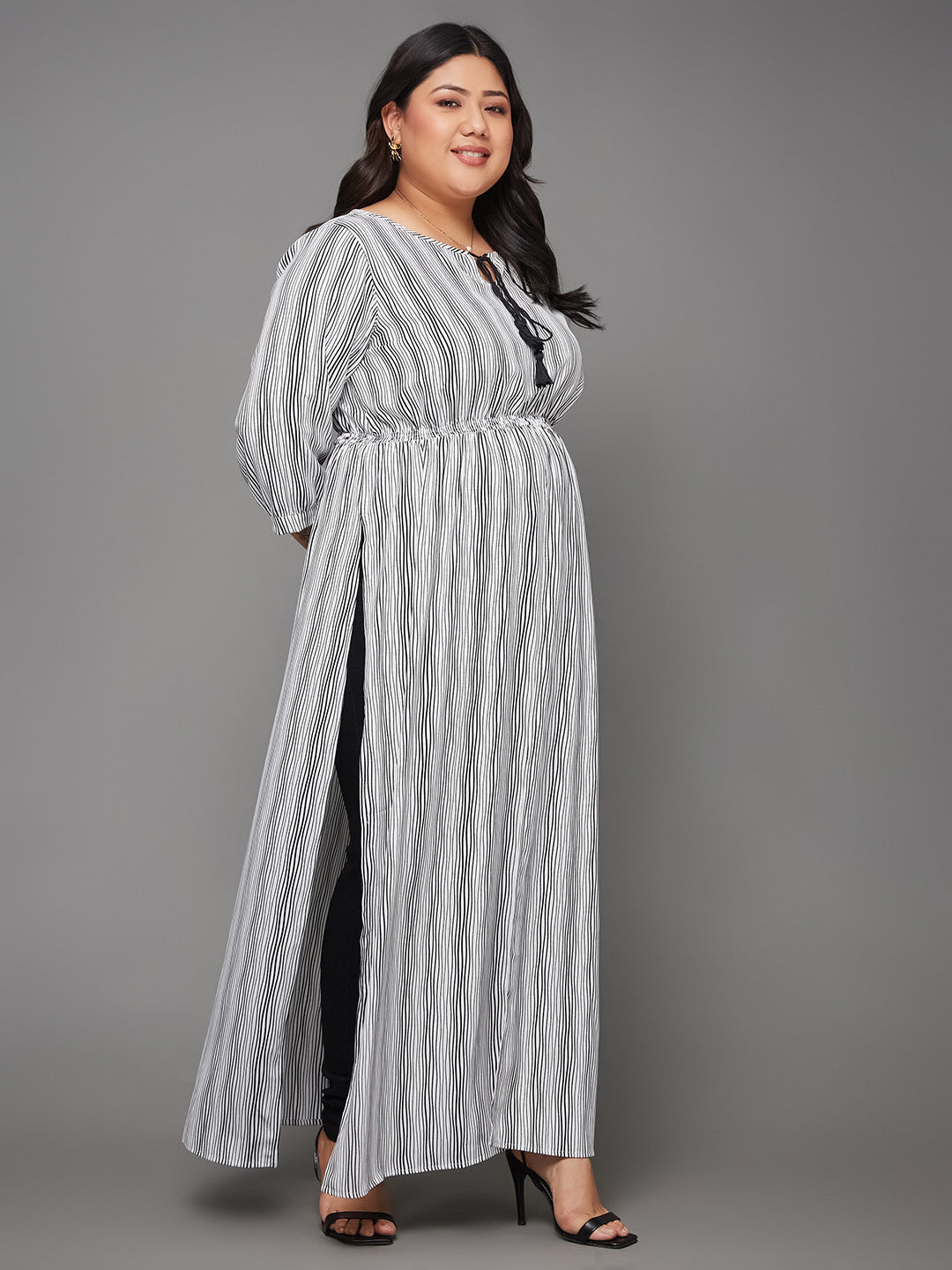 Women's Black & White Round Neck 3/4 Sleeve Striped Tassel Tie-Up Detailing Maxi Top