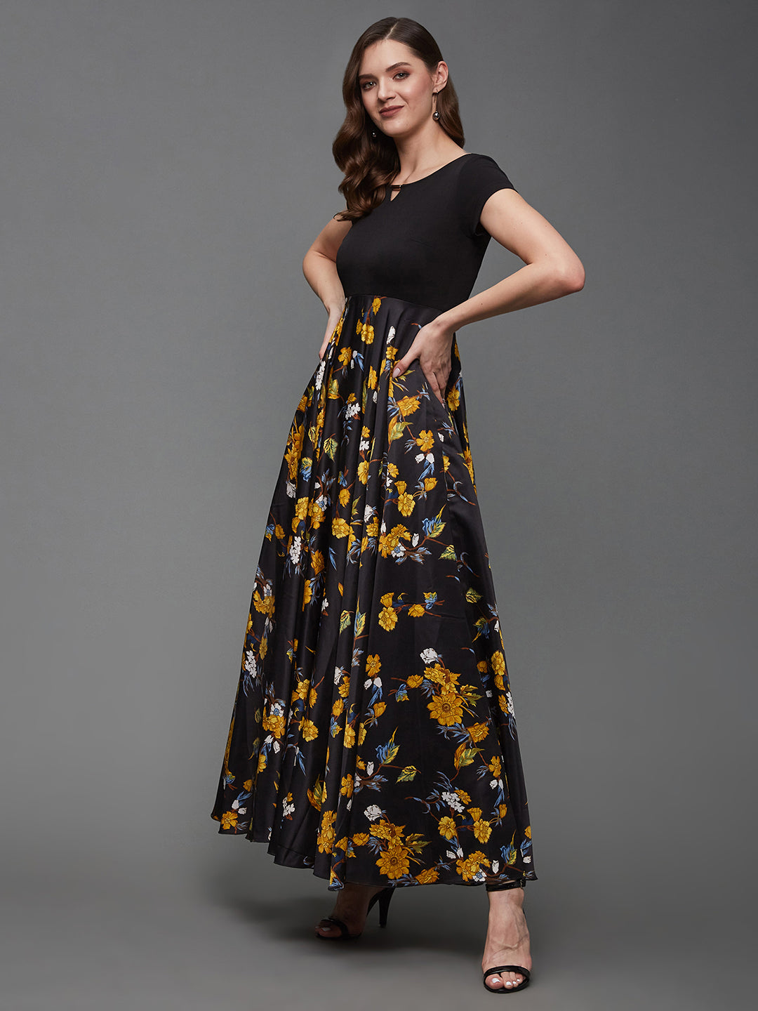 Women's Multicolored-Base-Black Keyhole Neck Short Sleeve Floral Polyester Fit & Flare Maxi Dress