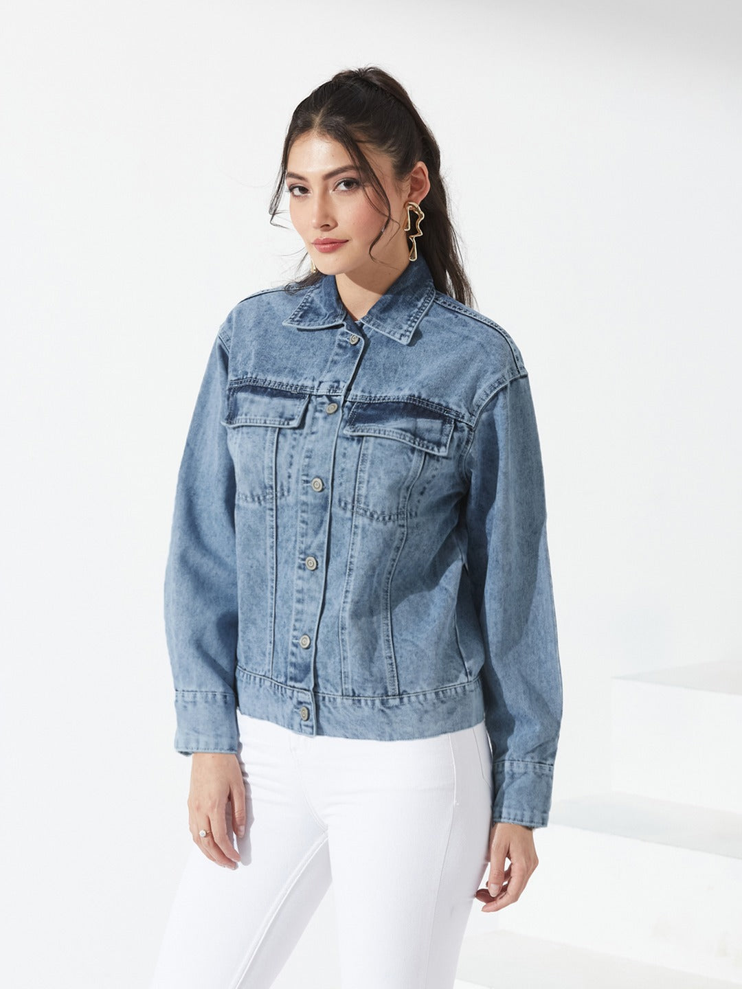 Light Blue Collared Full Sleeve Solid Classic Regular Length Denim Jacket for Women