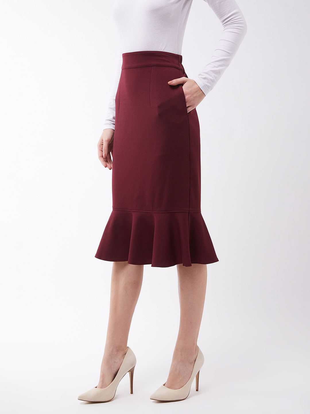 Crease Ease Women's Red Solid Polyester Slim Fit Knee-Long Length Skirt