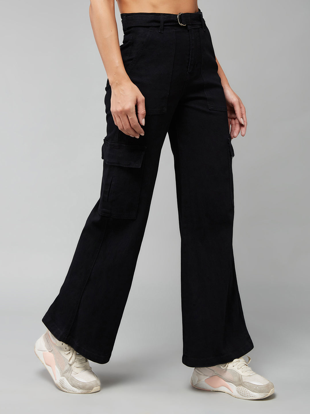 24/7 Comfort Women's Black Wide leg Cargo High rise Regular Stretchable Denim Jeans