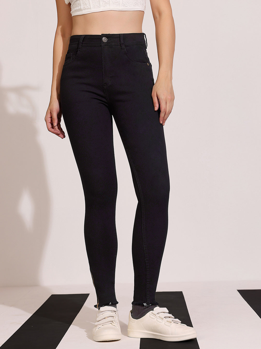 Women's Black Slim Fit High Rise Regular Length Zipper And Raw Edge Detailing Stretchable Denim Jeans