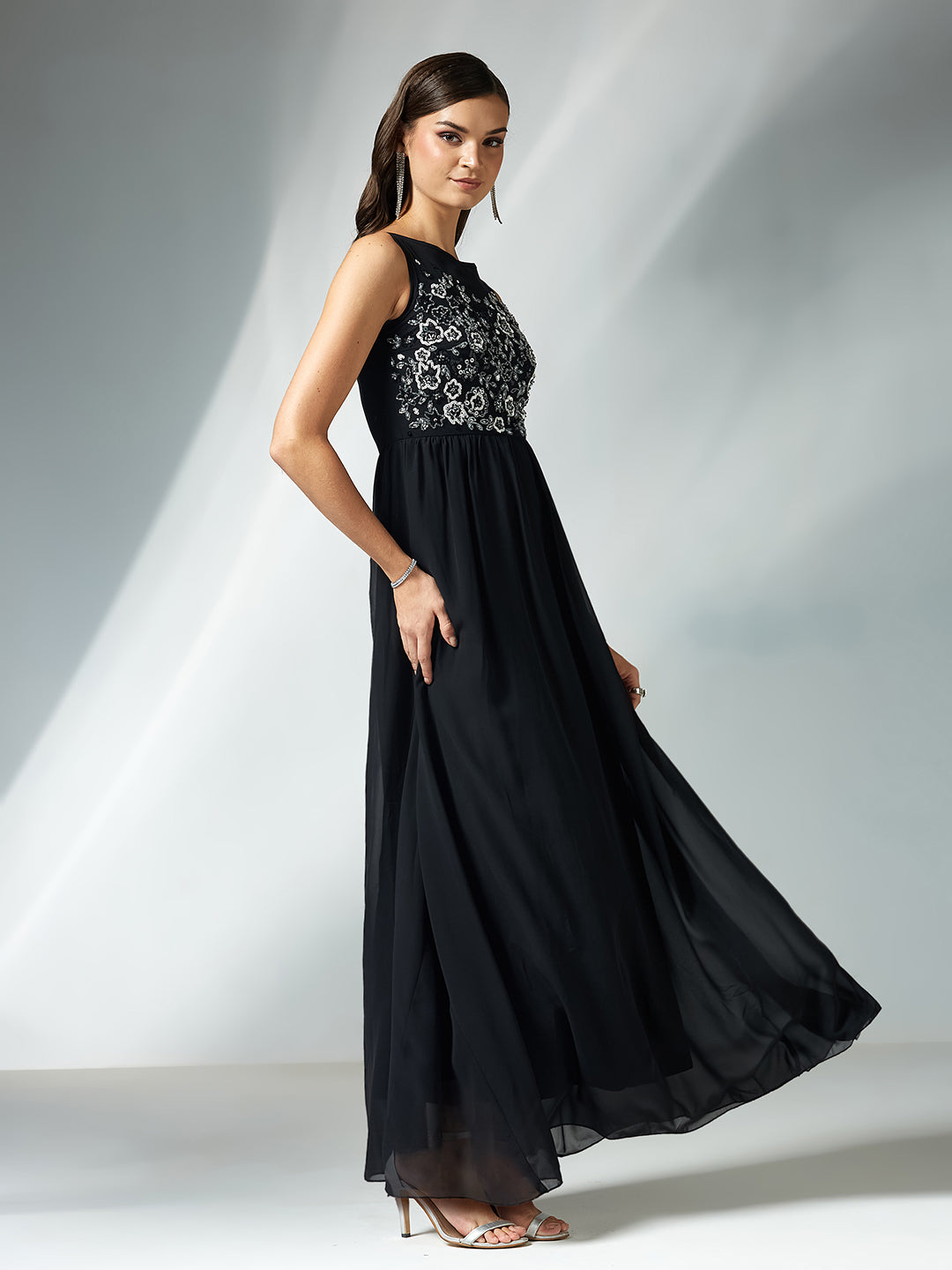 Women's Black Boat Neck Sleeveless Solid Embellished Maxi Dress