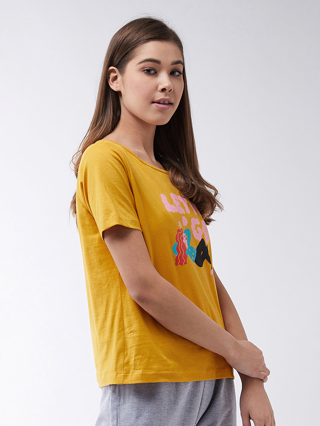 Women's Mustard Yellow Round Neck Short Sleeves Graphic Printed Regular Length T-shirt