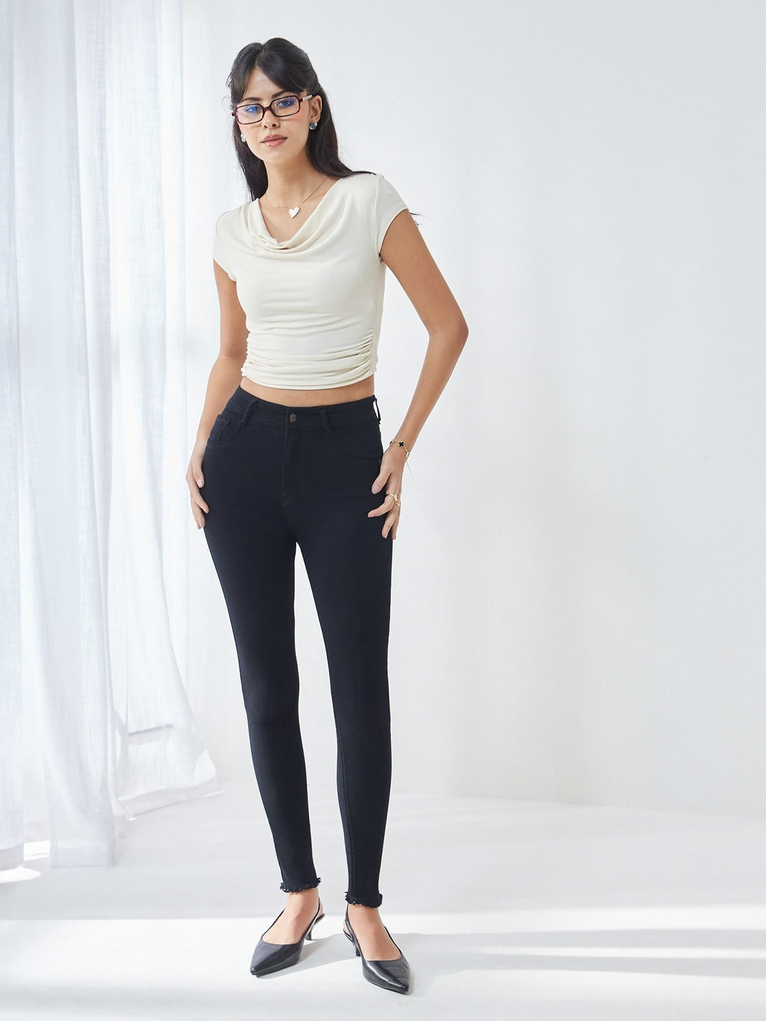 Black Slim Fit High Rise Denim Jeans for Women