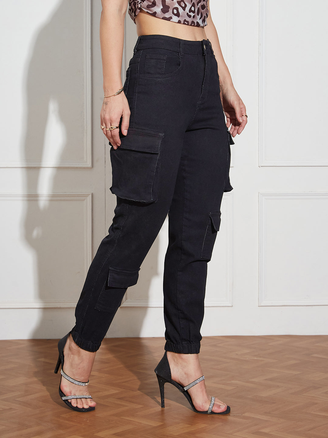 Women's Black Regular High Rise Clean Look Regular Stretchable Denim Joggers