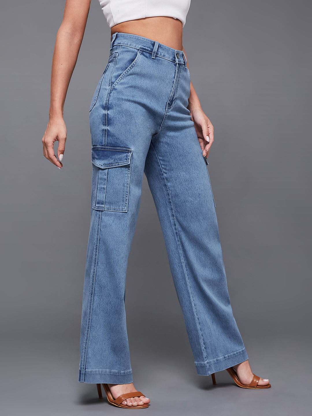 Women's Light Blue Wide-Leg High-Rise Clean-Look Regular-Length Stretchable Flared Cargo Style Denim Jeans