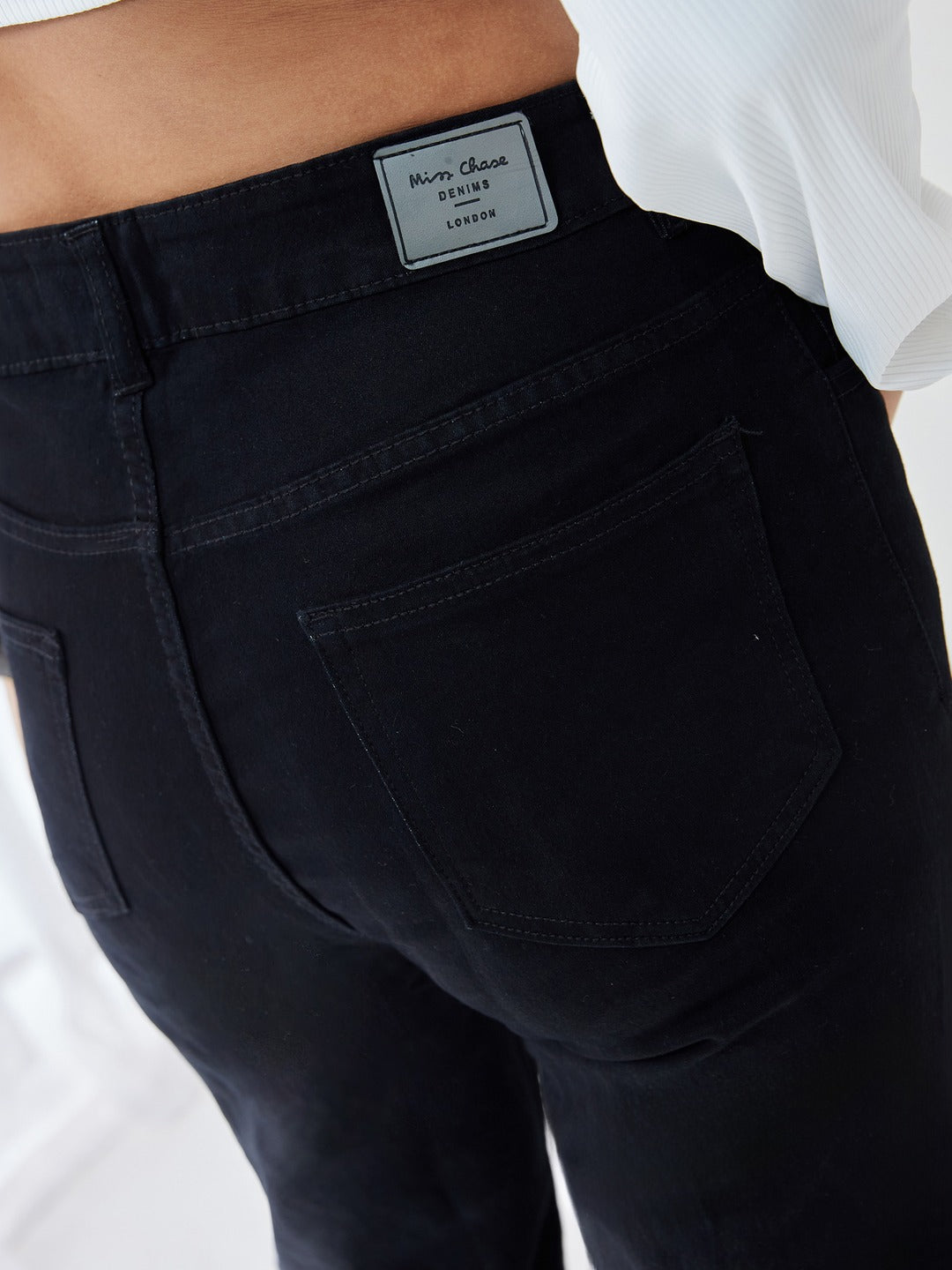 Black Bootcut High rise Regular Stretchable Denim Jeans for Women