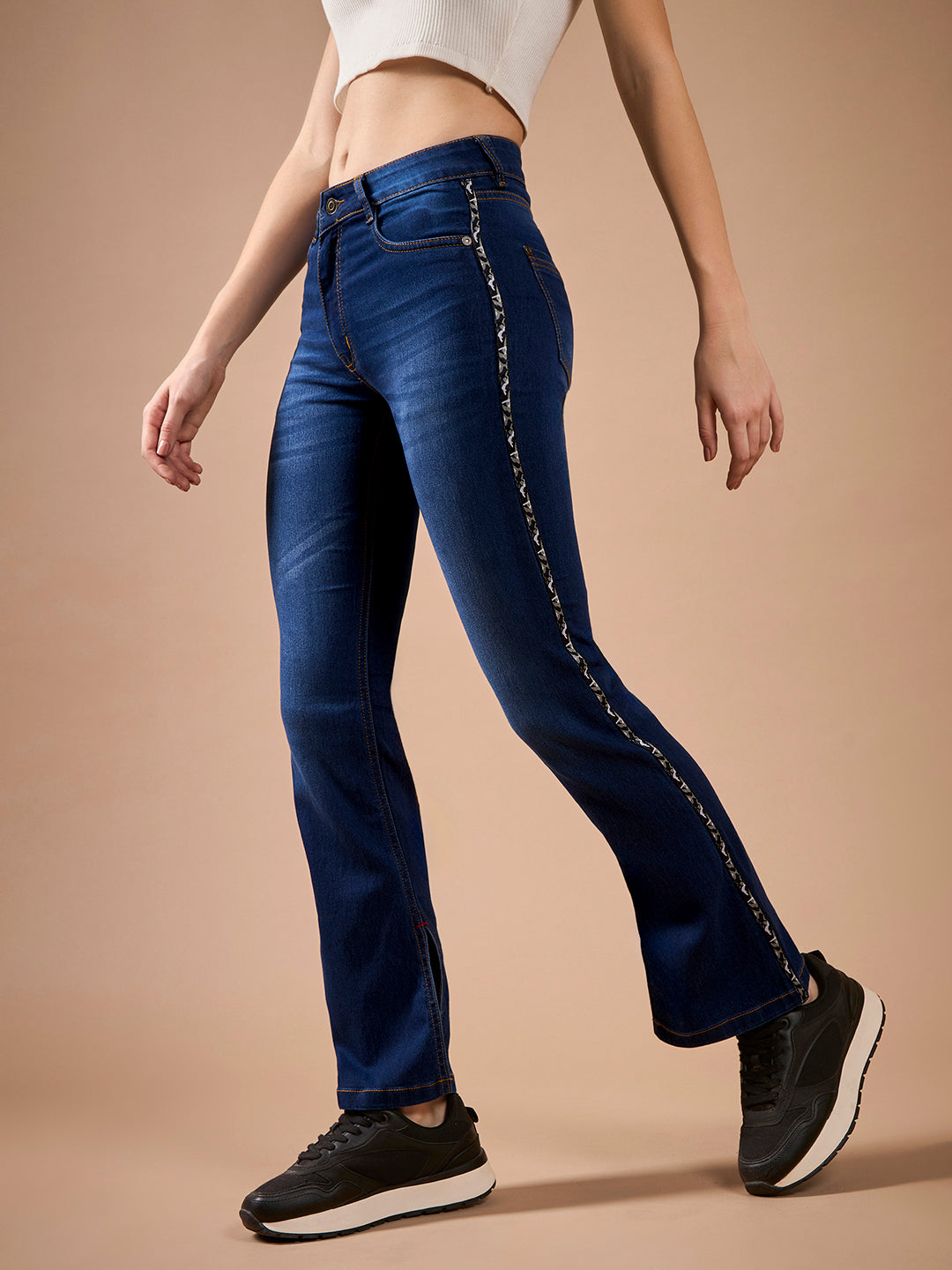 Women's Blue Cotton Bootcut Fit & Flared Mid Rise Stretchable Denim Jeans