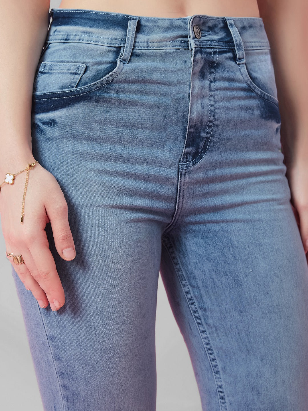 Light Blue Wide-Leg Fit high-rise Stretchable Denim Jeans for Women