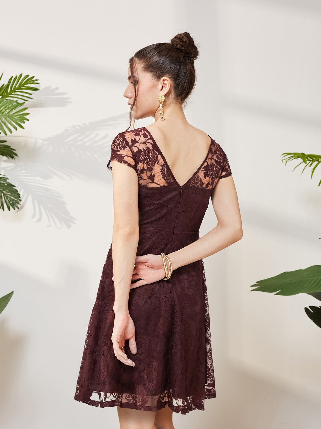 Wine Round Neck Cap Sleeves Lace Knee-Long Skater Dress for Women
