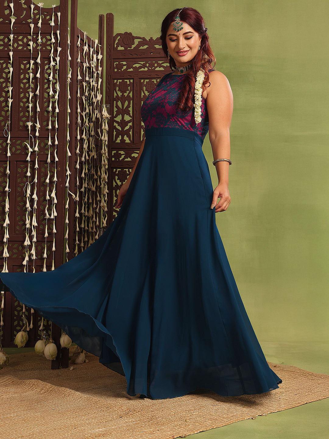 Women's Teal Sleeveless Georgette & Lace Floral Fit & Flare Maxi Dress