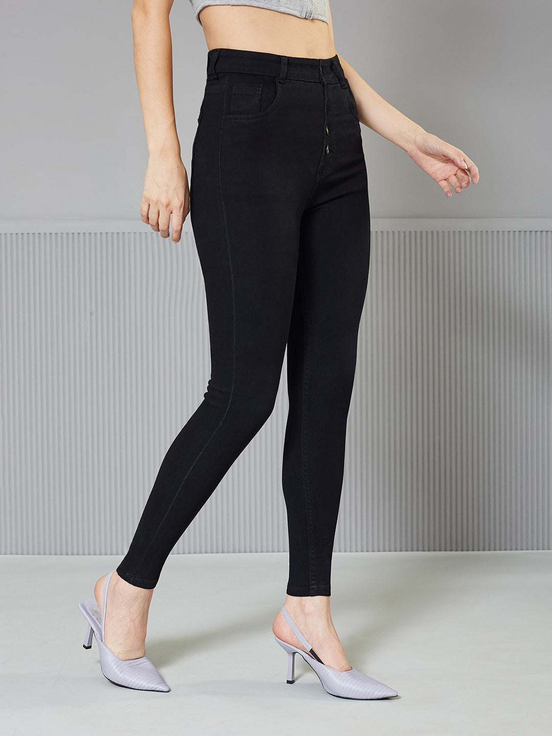 Black Skinny-Fit High-Rise Stretchable Denim Jeans for Women