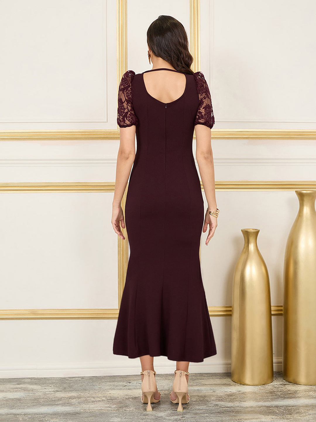 Women's Wine Square-Neck Short Puff-Sleeves Self Design Lace Overlaid Bodycon Midi Dress