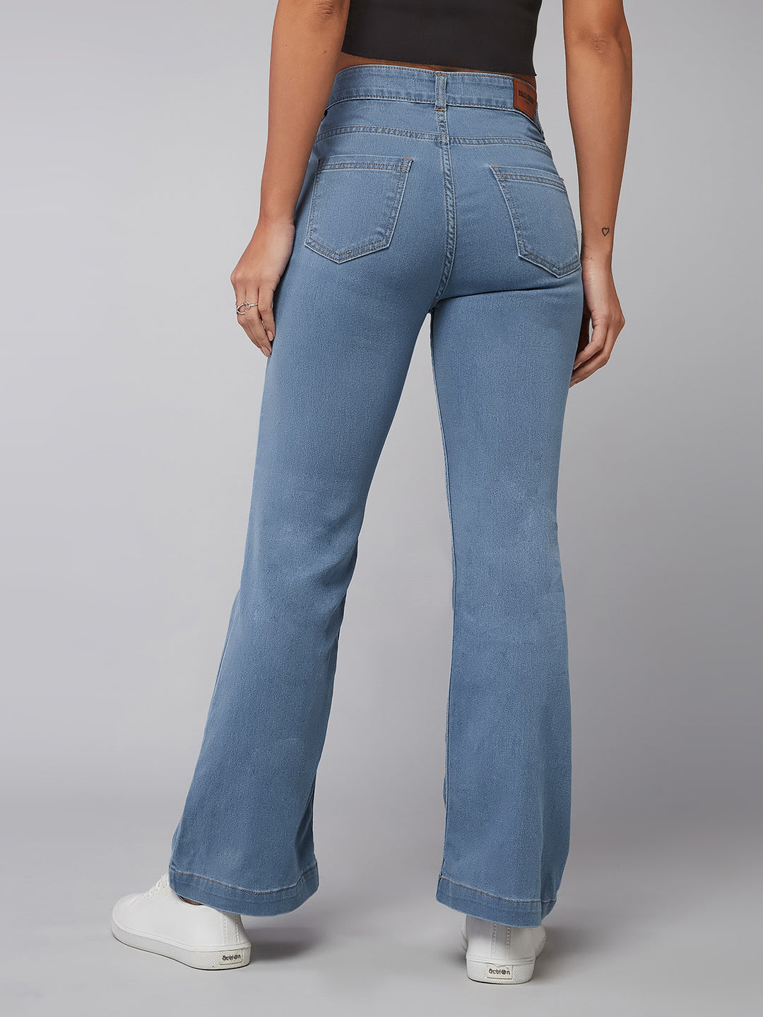 Women's Light Blue Bootcut High-Rise Clean-Look Regular Stretchable Denim Jeans