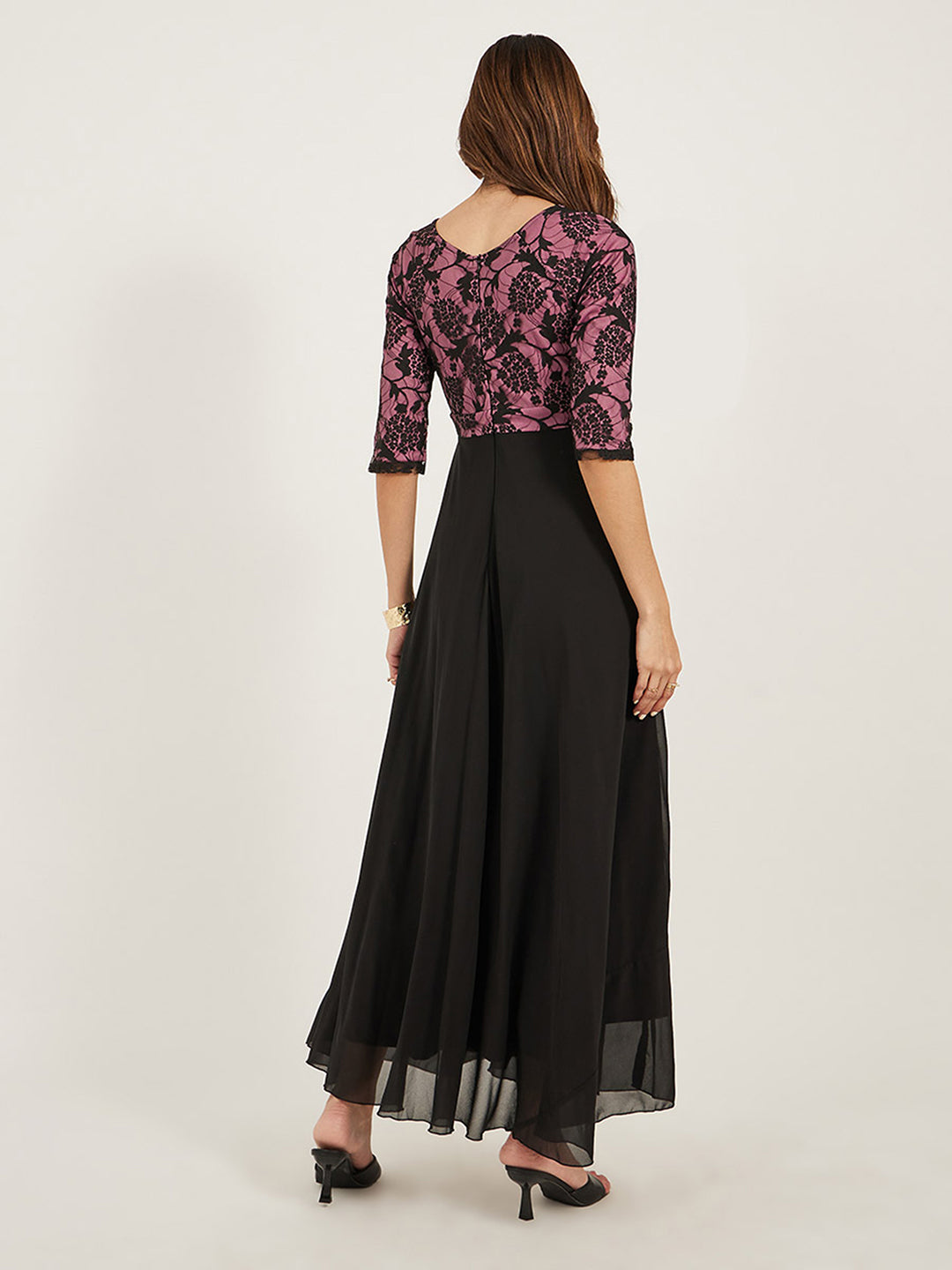 Women's Black And Lavender Sweet heart neck 3/4 Sleeve Self Design Fit & Flare Maxi Dress