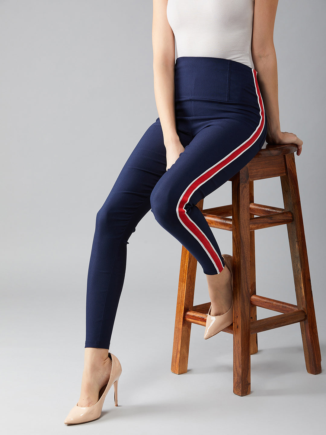 Women's Navy Blue Solid Skinny Knitted Twill Tape Detailing Regular Length High Waist Treggings