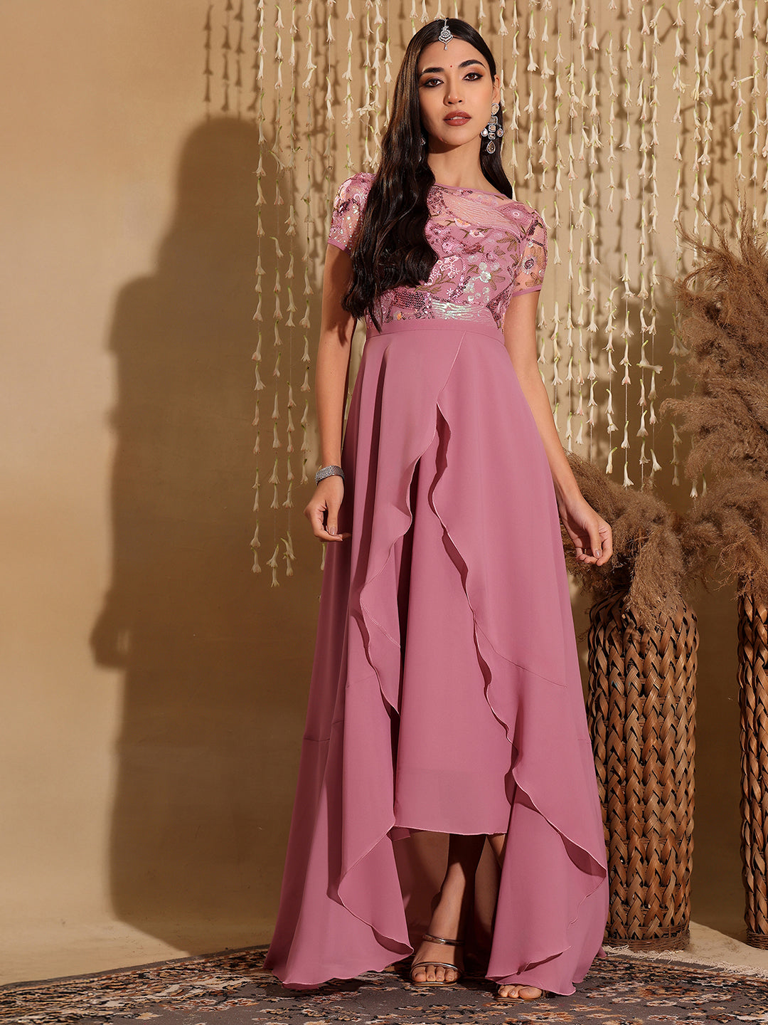 Women's Multicolored-Base-Dusty Lavender Round Neck Short Sleeve Floral Layered Georgette Midi Dress
