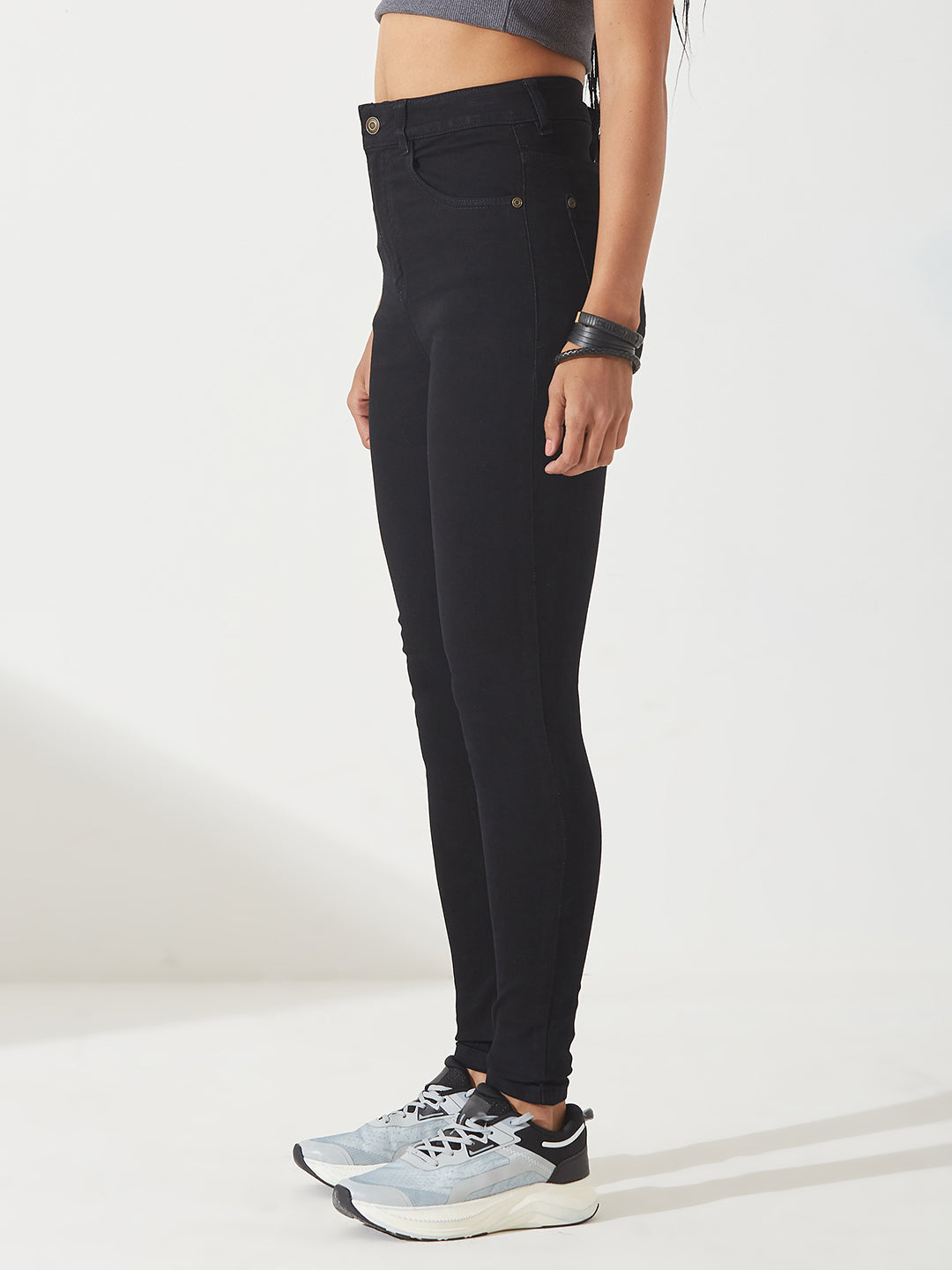 Women's Black Skinny High-Rise Stretchable Denim Jeans