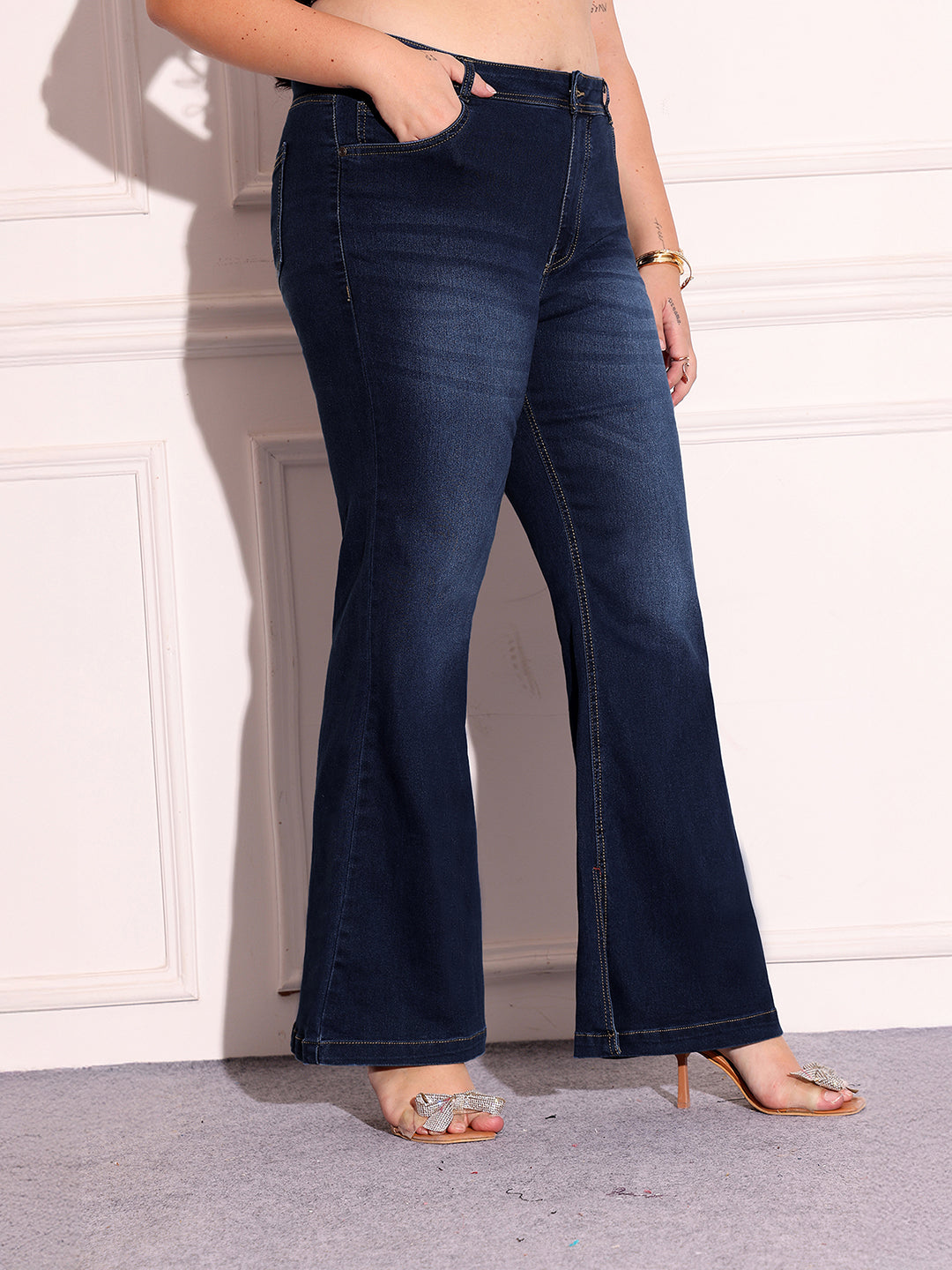 Women's Blue Bootcut Mid Rise Denim Stretchable Jeans