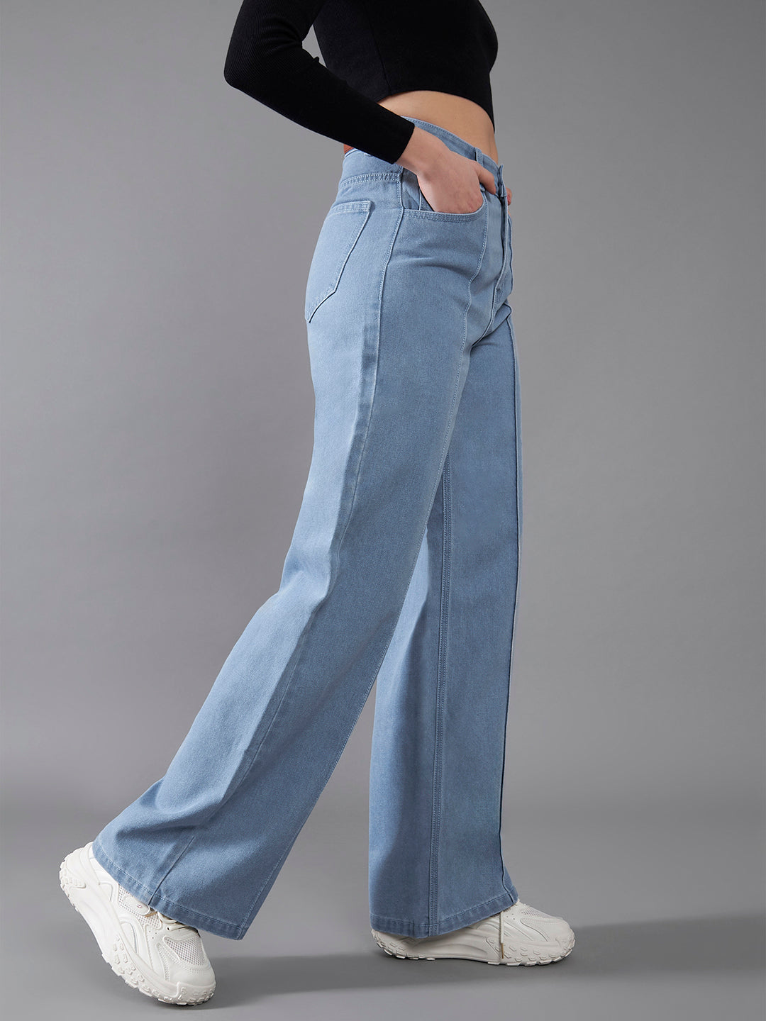 Women's Light Blue Straight-Fit High-Rise Clean-Look Regular-Length Non-Stretchable Denim Jeans