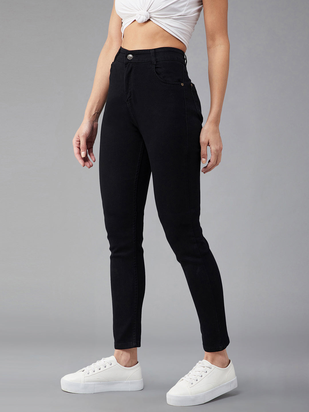 Women's Black Skinny Fit High Rise Clean Look Regular Length Stretchable Denim Jeans