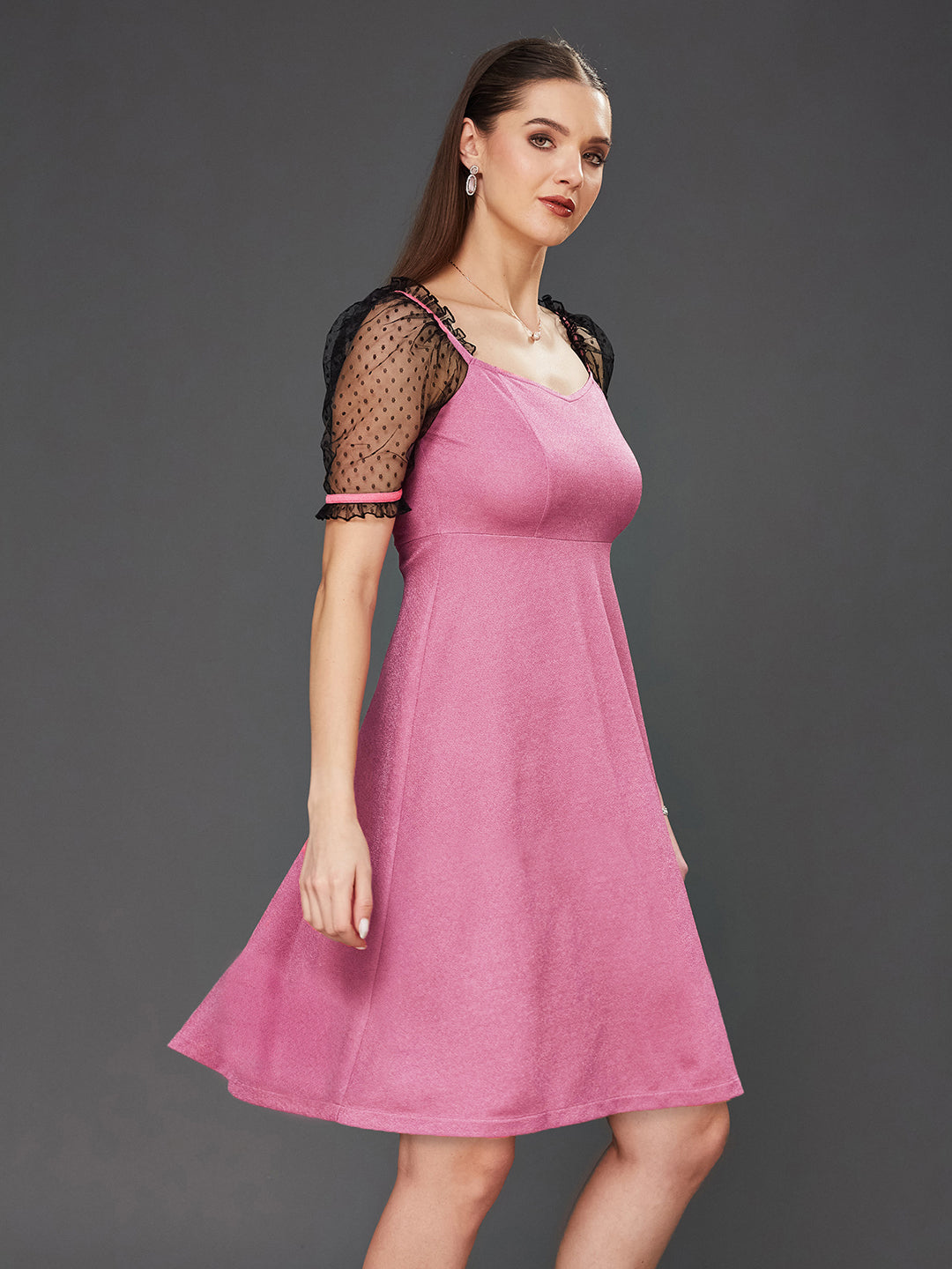 Crease Ease Women's Pink & Black Solid V-Neck Half Sleeve Relaxed Fit Knee-Long Dress