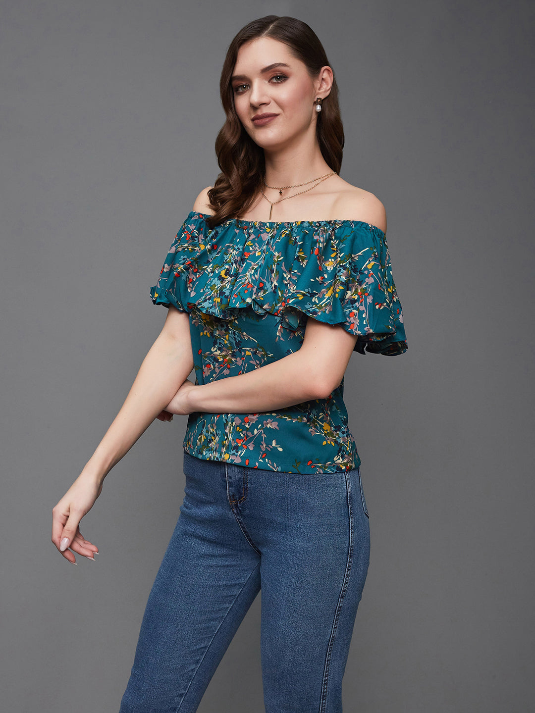 Women's Multicolored-Base-Turquoise Off-Shoulder Sleeveless Floral Bardot Regular Top