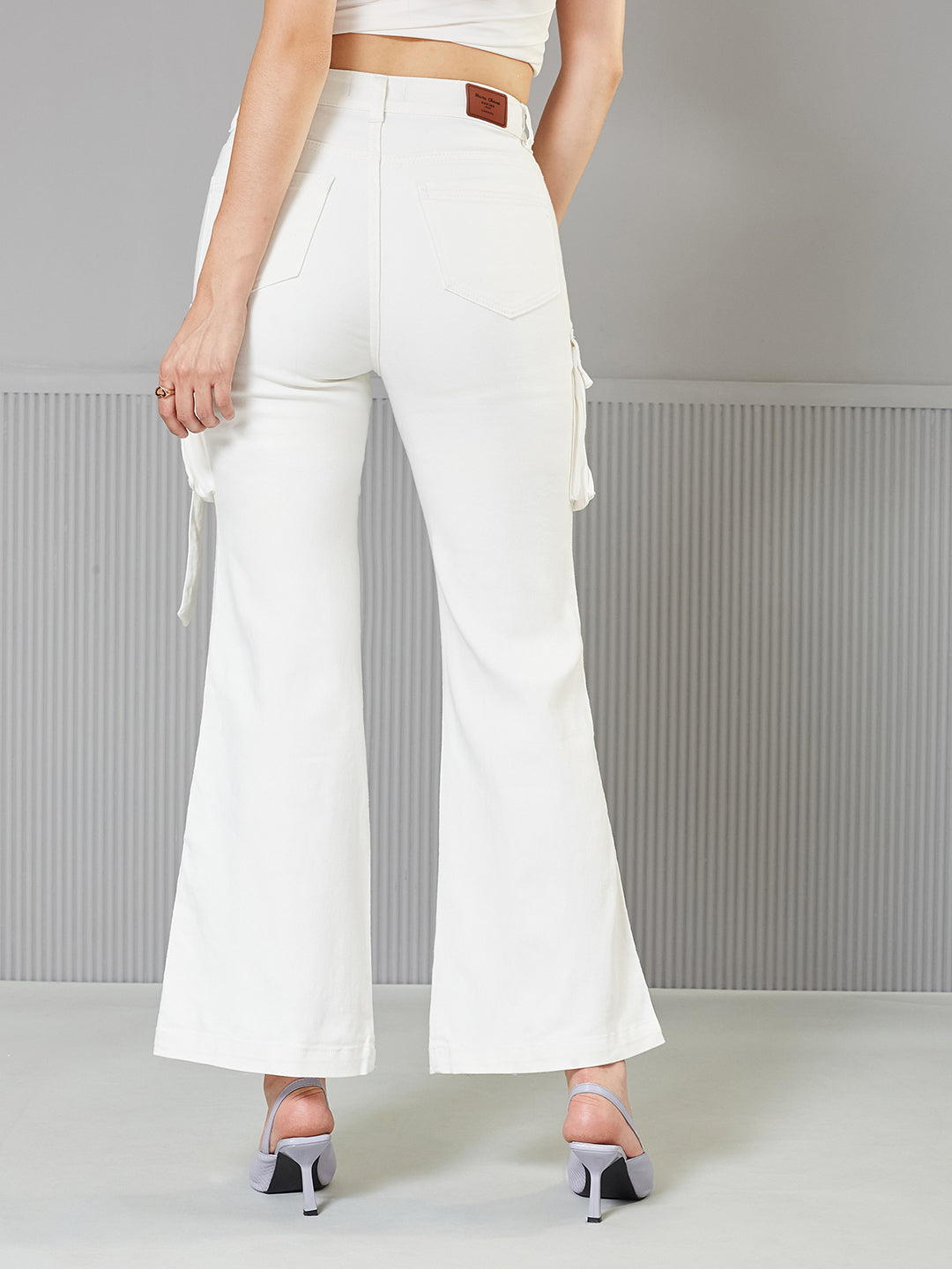 Women's White Bootcut High-Rise clean-look Regular Stretchable Denim Jeans