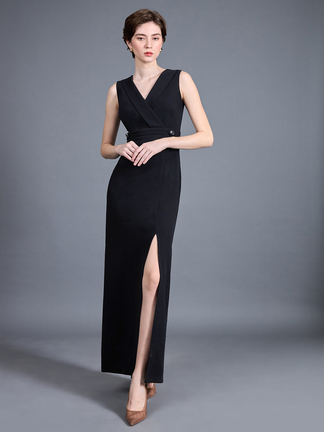 Women's Black V-Neck Sleeveless Solid Side Slit Wrap Maxi Dress