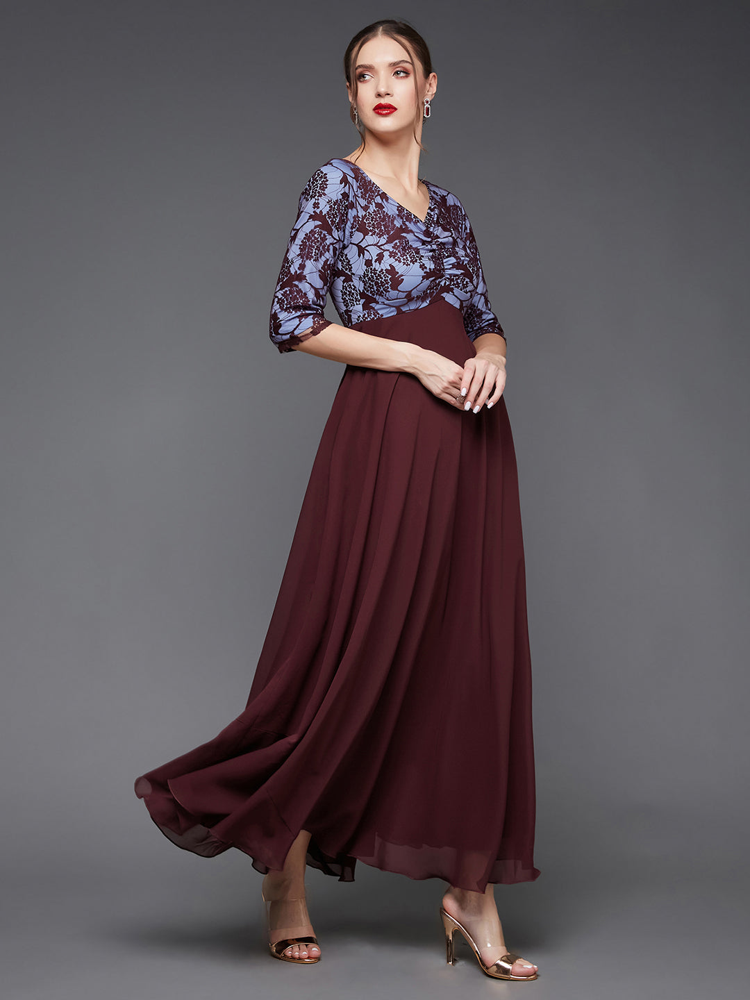 Women's Wine Sweet heart neck 3/4 Sleeve Self Design Fit & Flare Maxi Dress