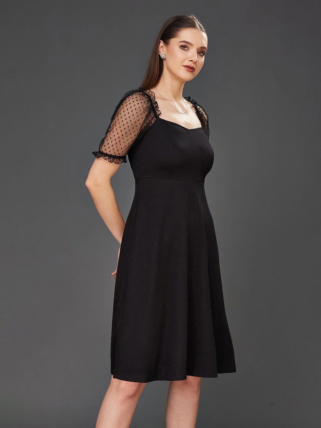 Crease Ease Women's Black Solid V-Neck Half Sleeve Relaxed Fit Knee-Long Dress