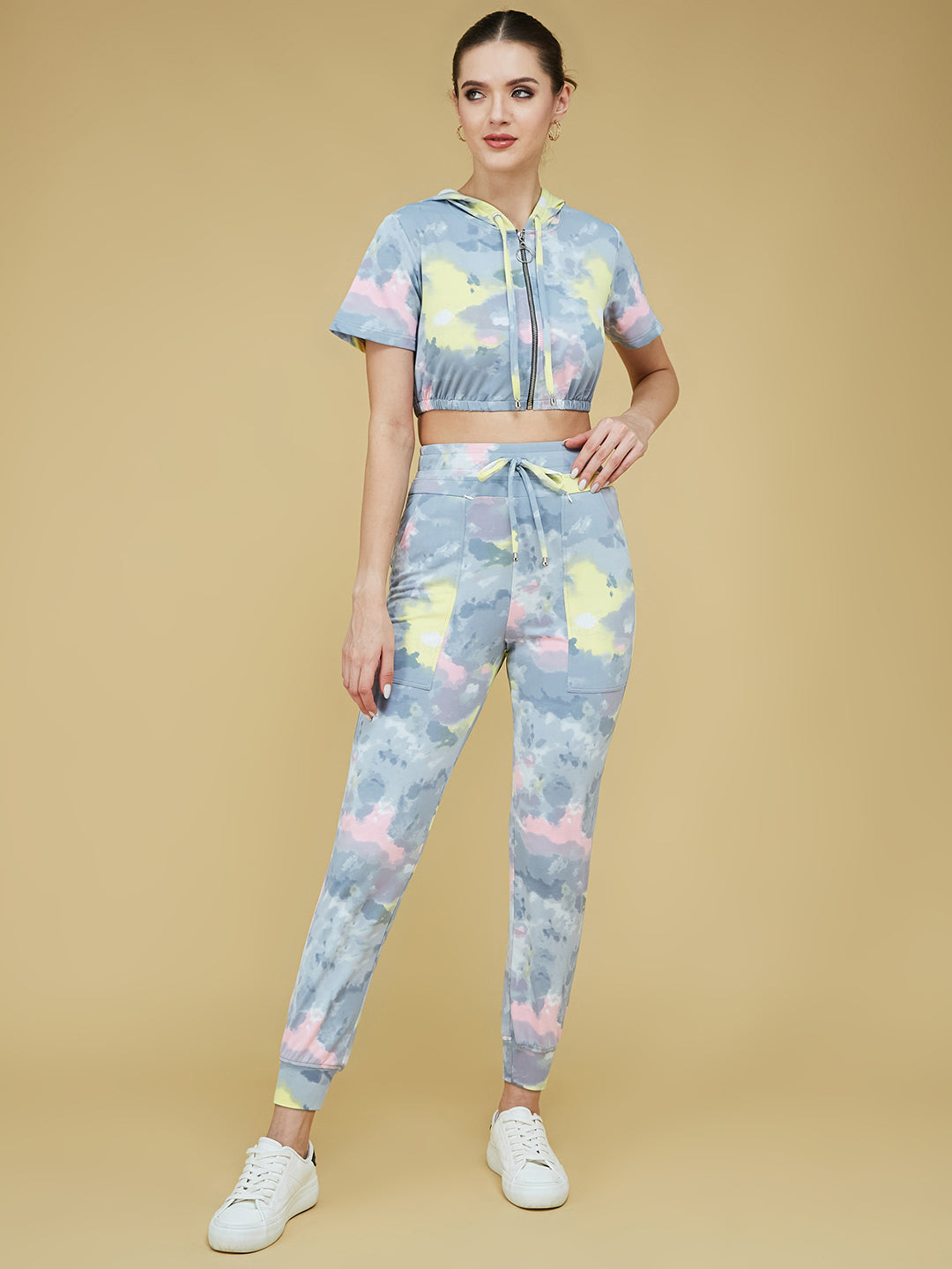 Women's Multicolored-Base-Grey Round Short Polyester Tie & Dye Crop Regular Co-ord Set