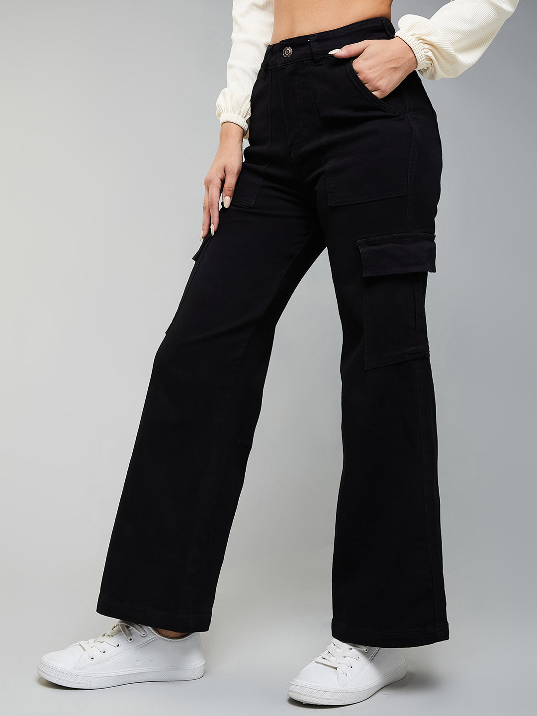 Women's Black Wide-Leg High-Rise Clean-Look Regular-Length Stretchable Denim Cargo Jeans