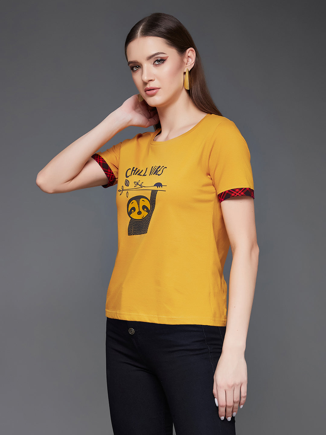 Women's Mustard Yellow Round Neck Short Sleeves Regular Length Printed T-shirt