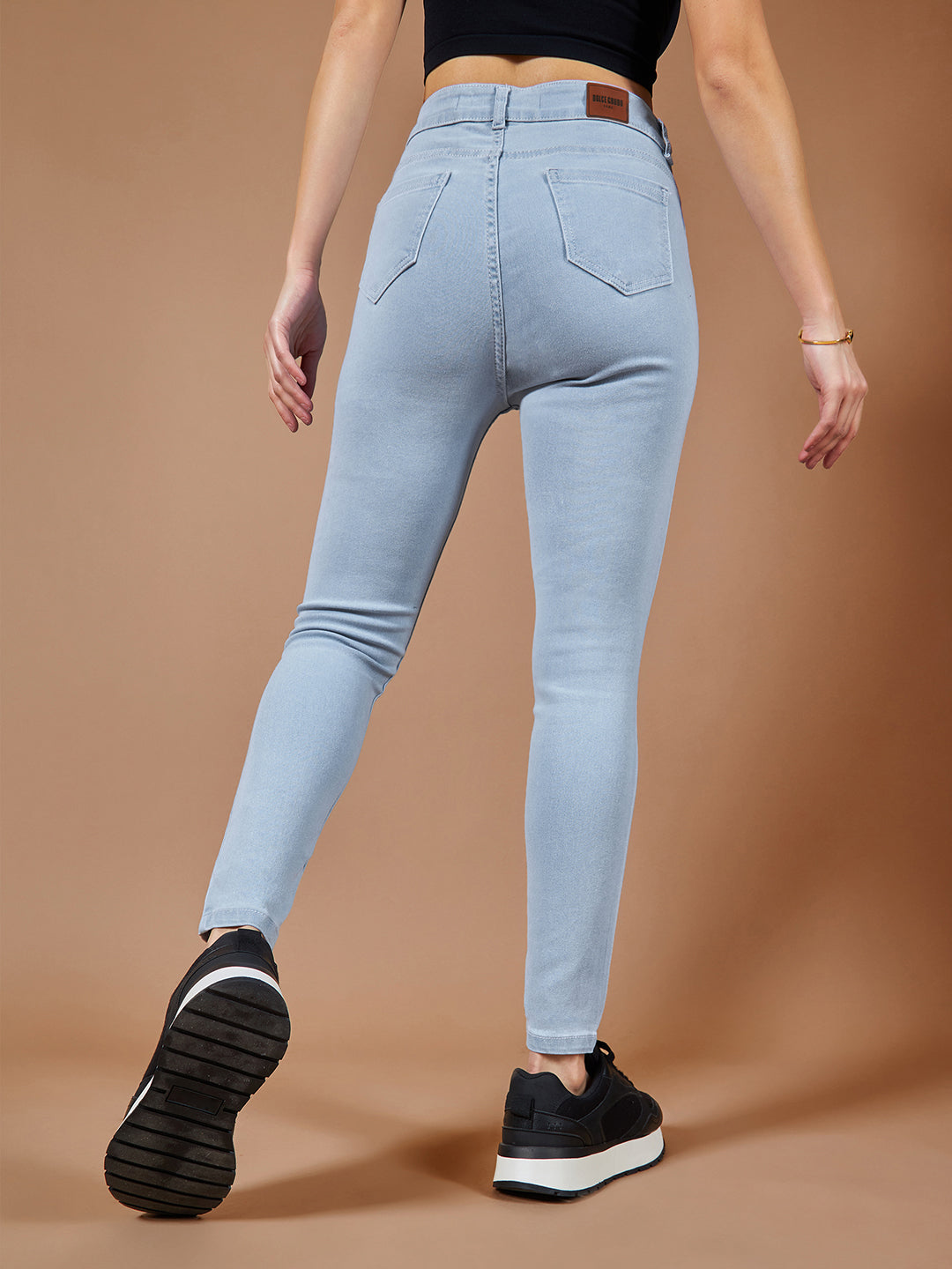 Women's Light Blue Skinny Fringed Hemline Detailing High Rise Ice Wash Clean Look Cropped Solid Stretchable Denim Jeans