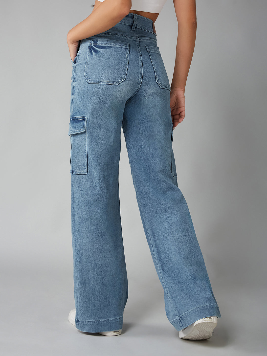 Women's Light Blue Wide-Leg High-Rise Clean-Look Regular-Length Stretchable Flared Cargo Style Denim Jeans