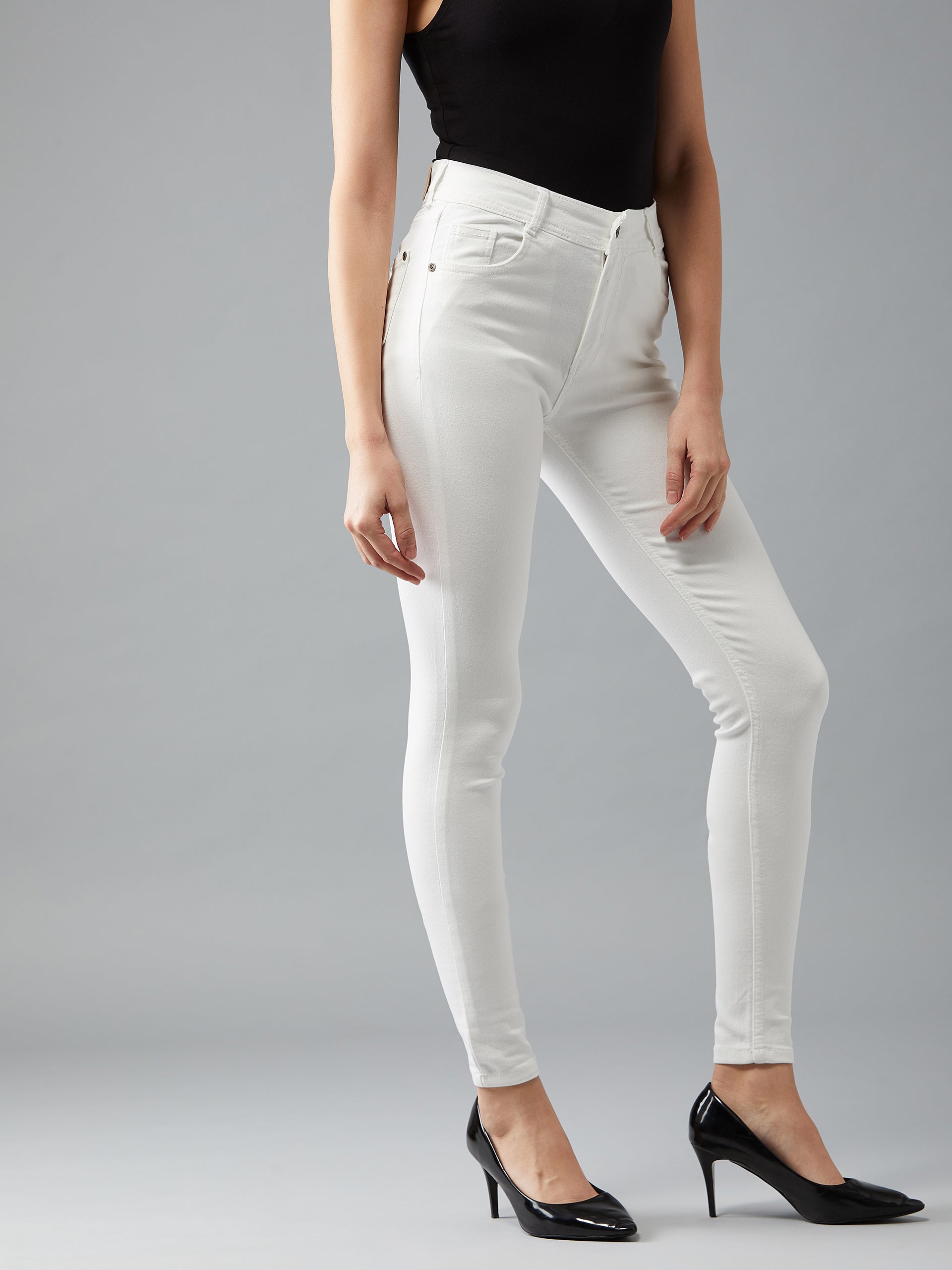 Women's White Skinny Mid Rise Clean Look Bleached Regular Length Stretchable Denim Jeans