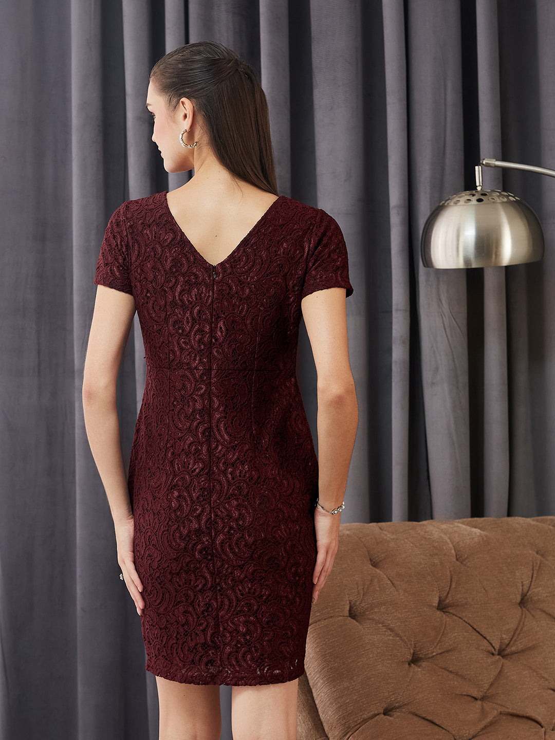 Wine Round Neck Half Sleeve Self Design Bodycon Knee-Long Lace Dress for Women