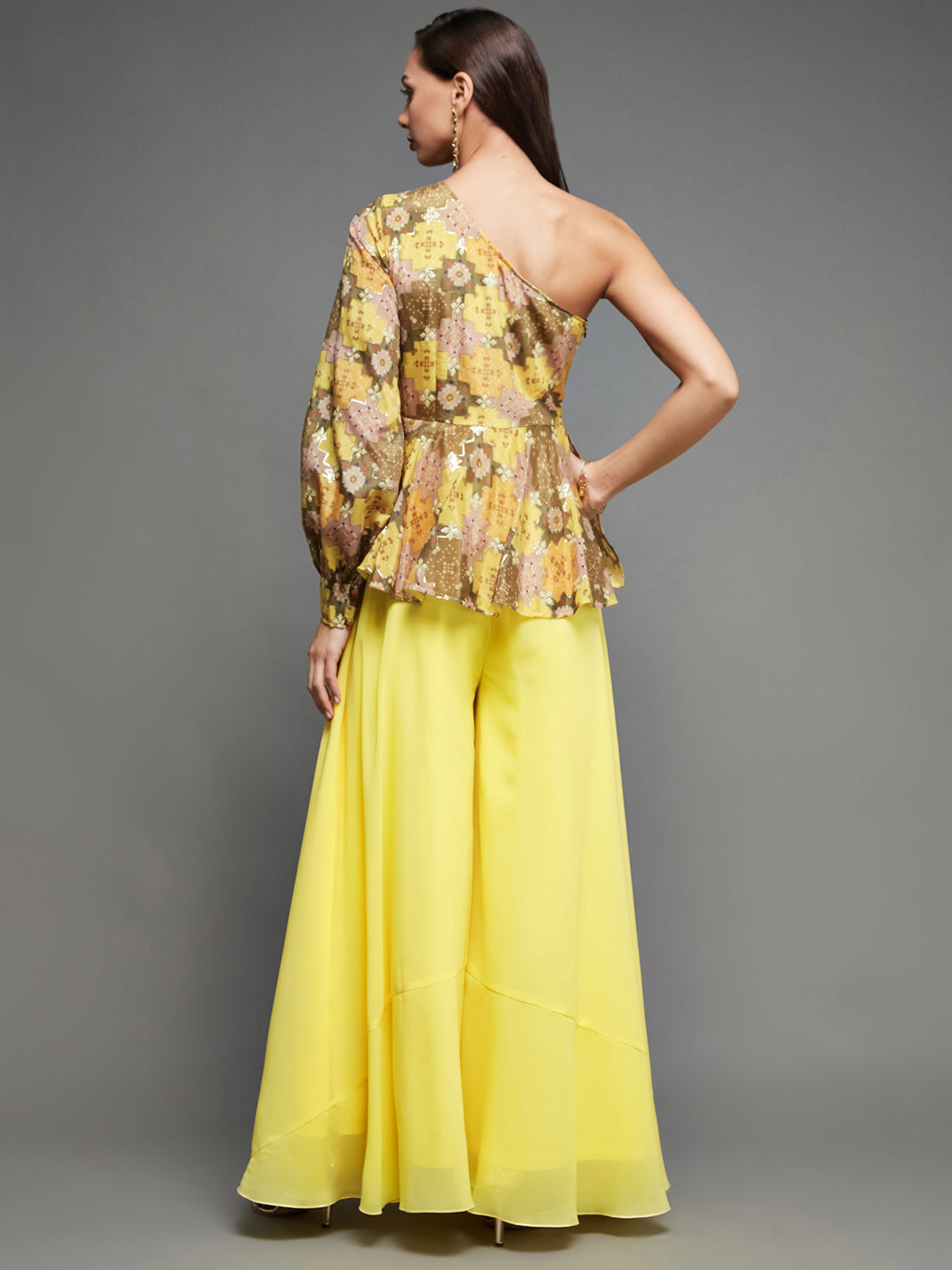 Women's Multicolored-Base-Yellow  Geometric One Shoulder Neck Bishop Sleeves Georgette Layered Regular-Length Jumpsuit