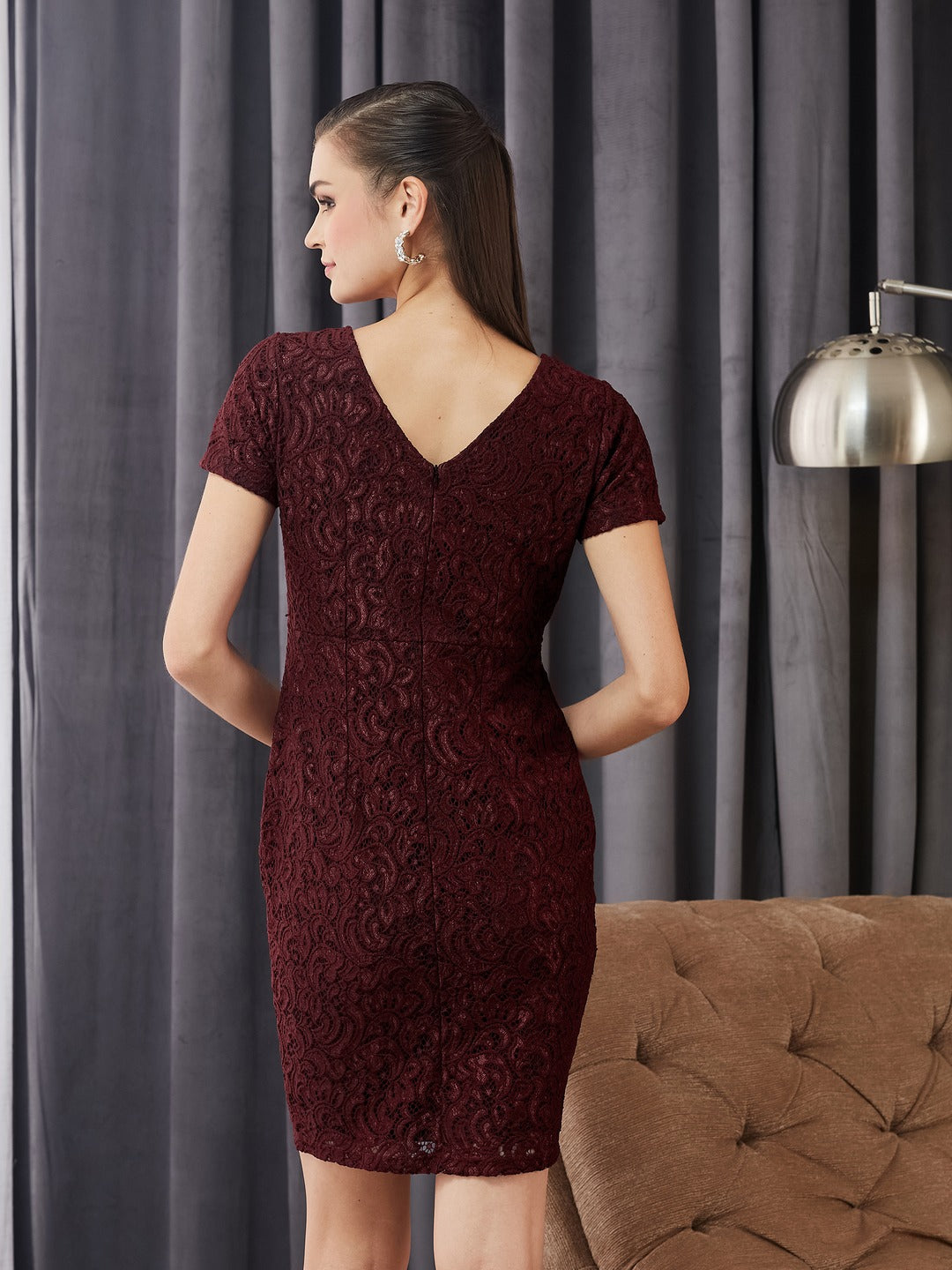 Wine Round Neck Half Sleeve Self Design Bodycon Knee-Long Lace Dress for Women