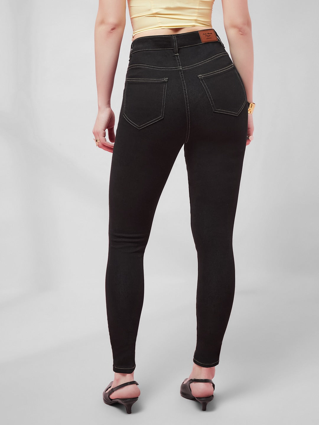 Black Skinny High-Rise Regular Stretchable Denim Jeans for Women