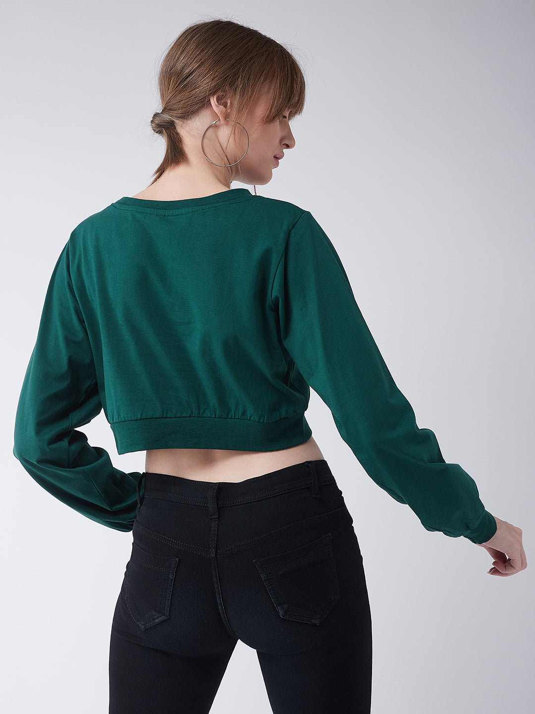 Women's Green Round Neck Full Sleeves Solid Crop Top