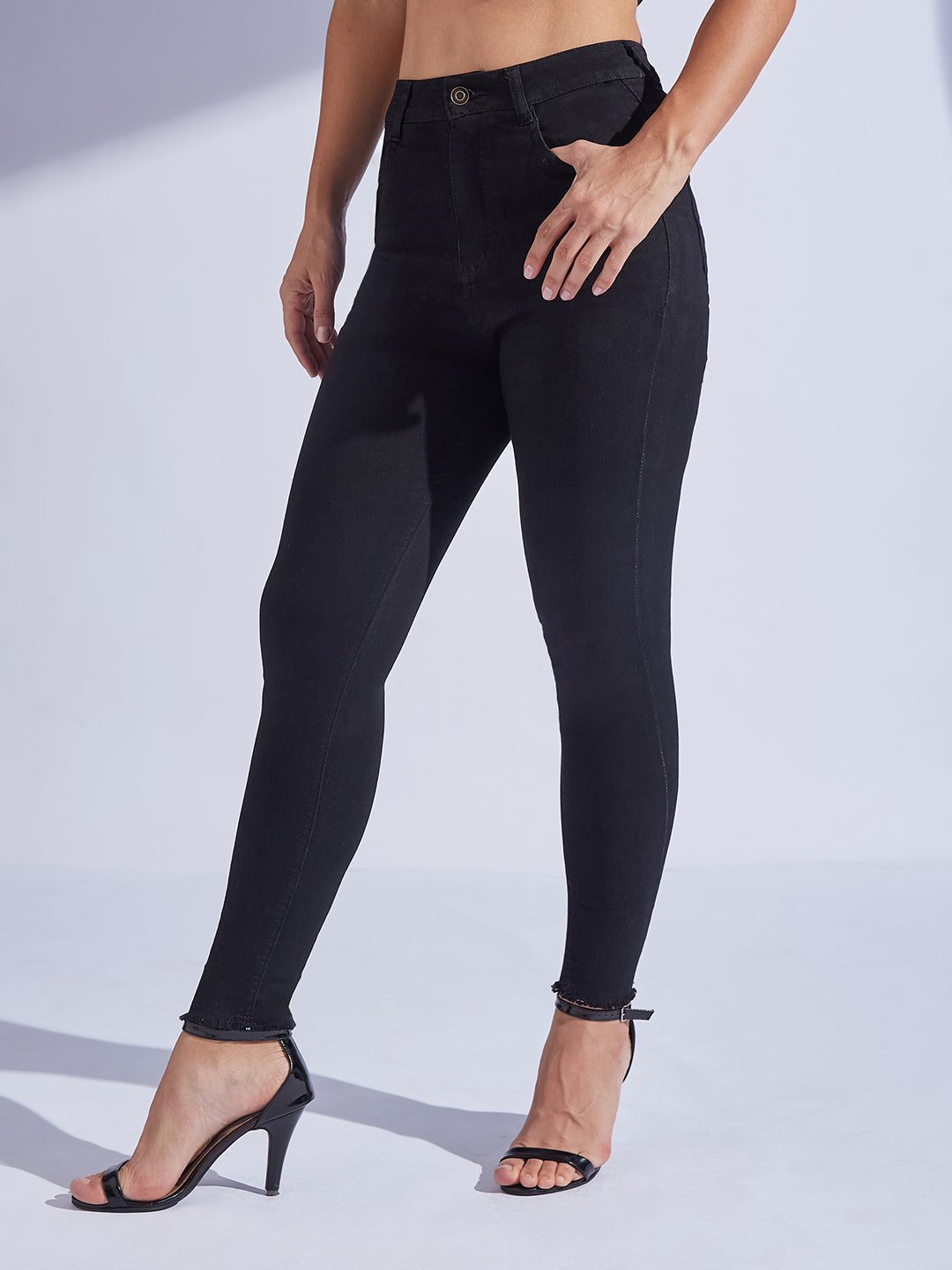 Women's Black Skinny Fringed Detailing High-Rise Solid Cropped Stretchable Denim Jeans