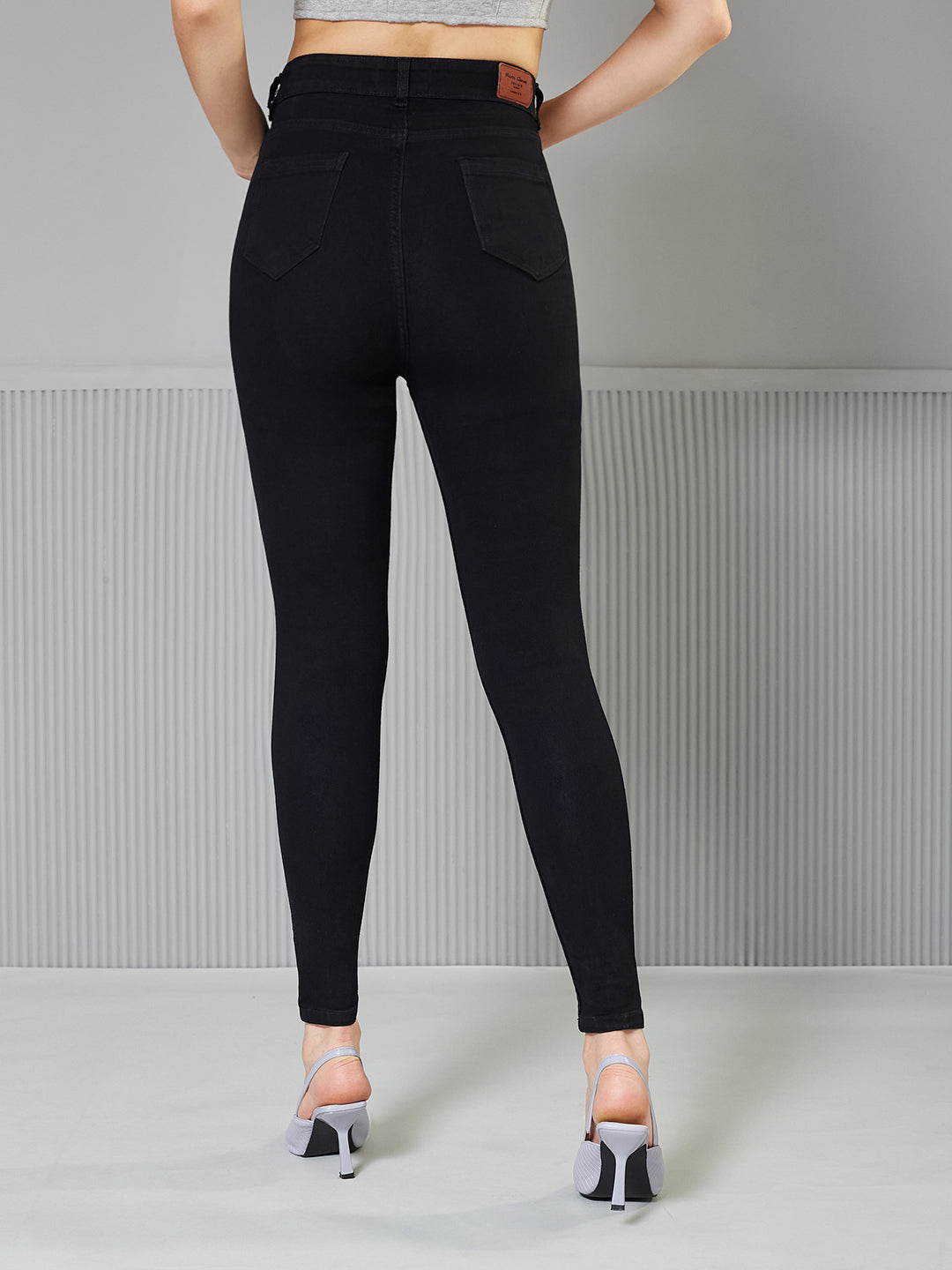 Women's Black Skinny Fit High-Rise Stretchable Denim Jeans